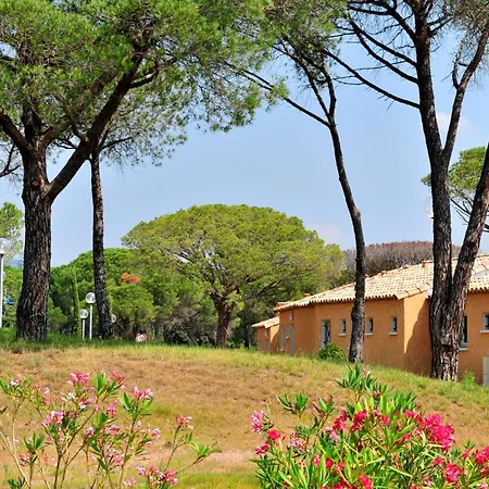 Lejlighedshotel Goelia Le Village Azur 3*